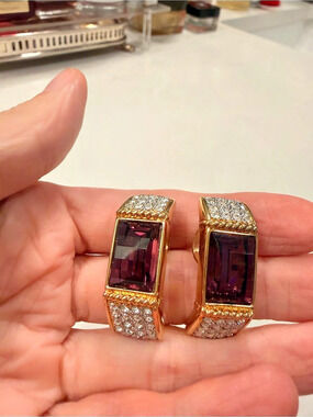 Swarovski Millenia Drop Earrings Square Cut Purple Gold